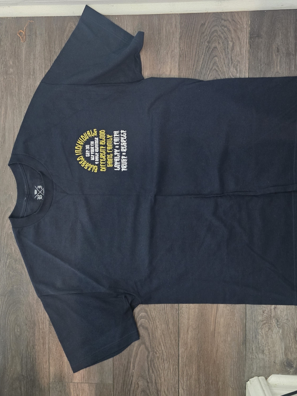 Men's Black Graphic Crewneck T-Shirt by Unknown Brand
